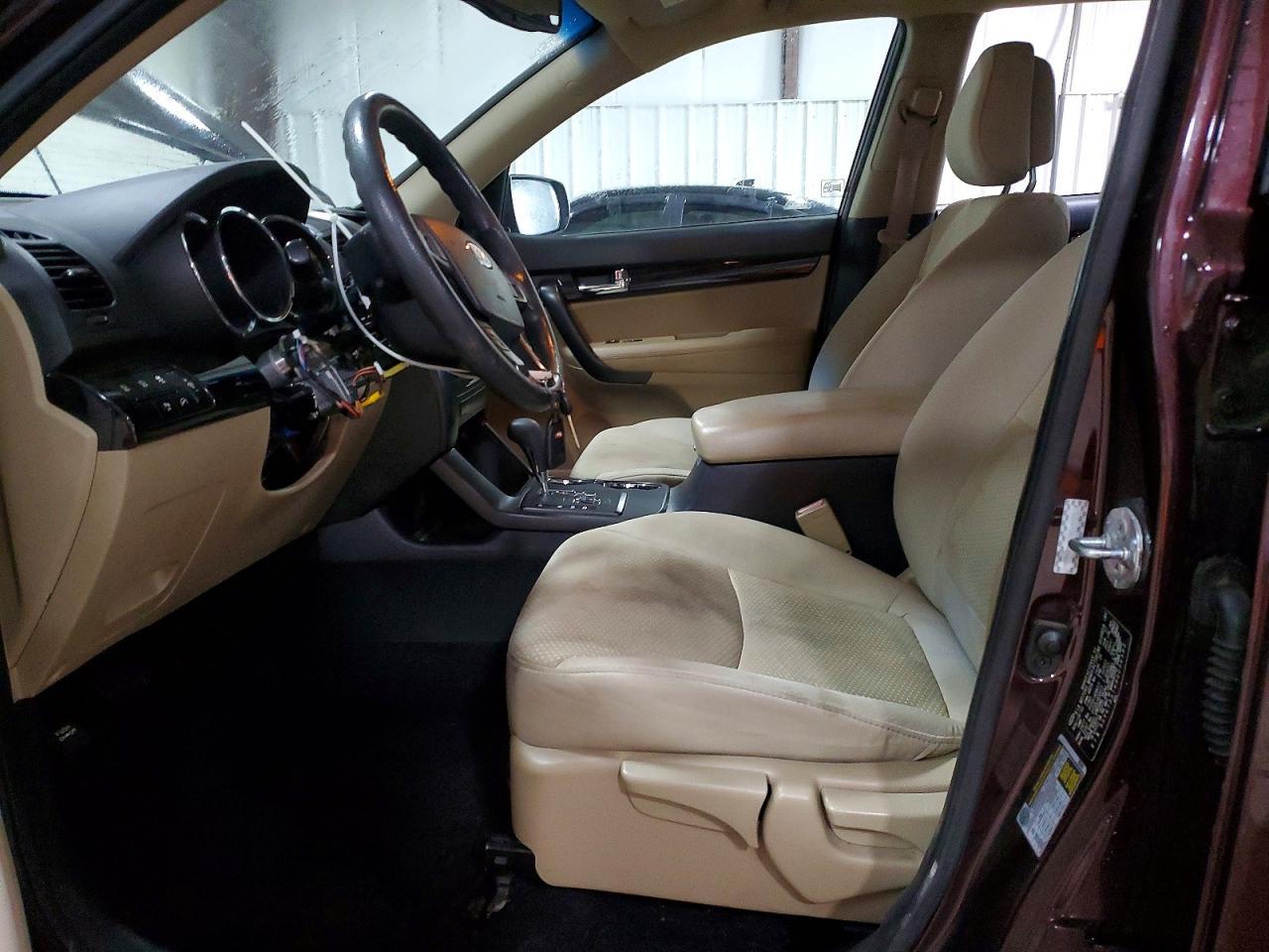 2011 KIA Sorento lx