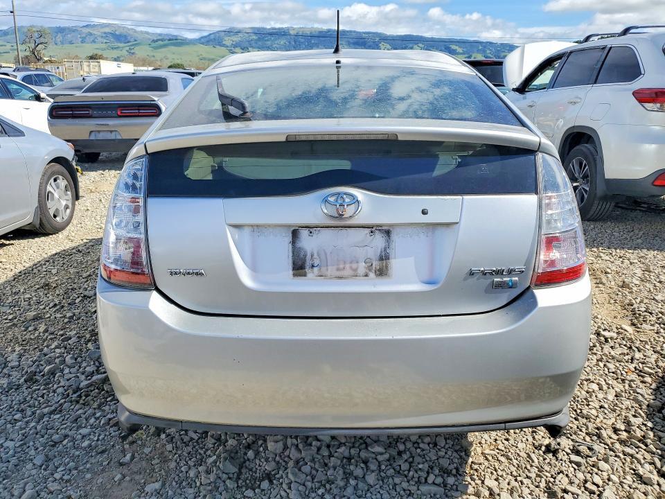 2004 Toyota Prius Base