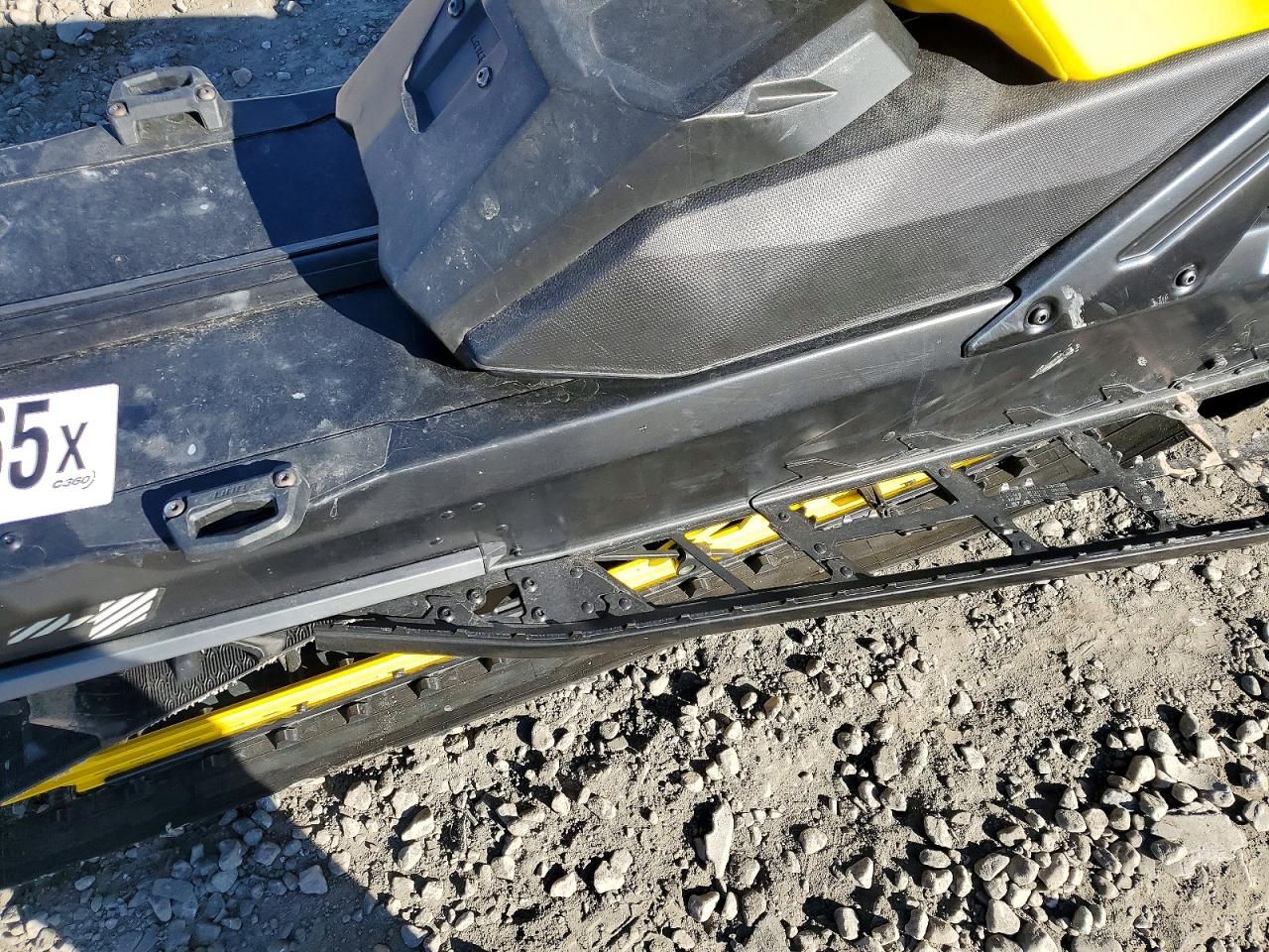 2023 Skidoo Summit X85