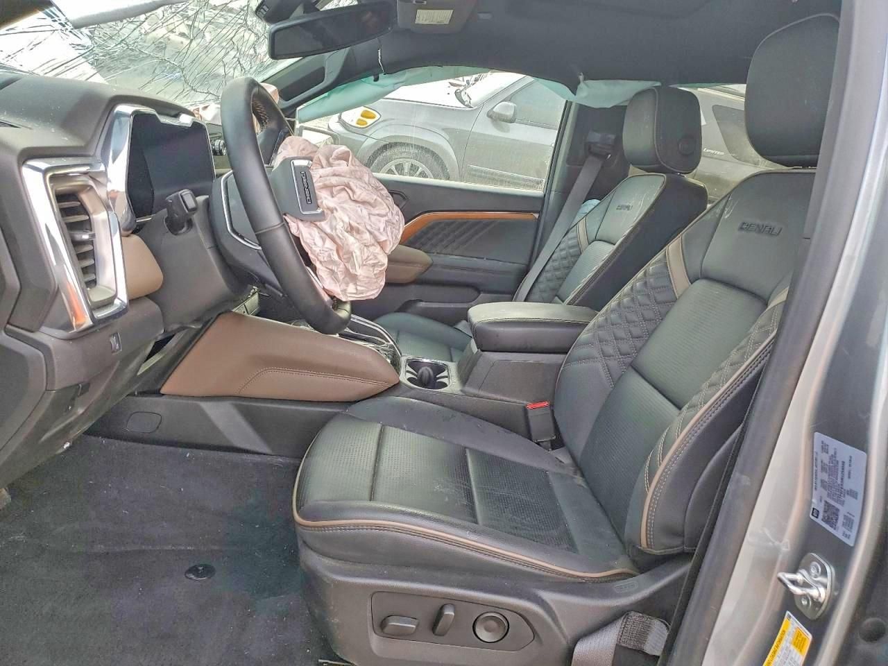 2024 GMC Canyon Denali