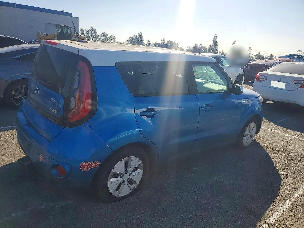 2016 KIA Soul ev +