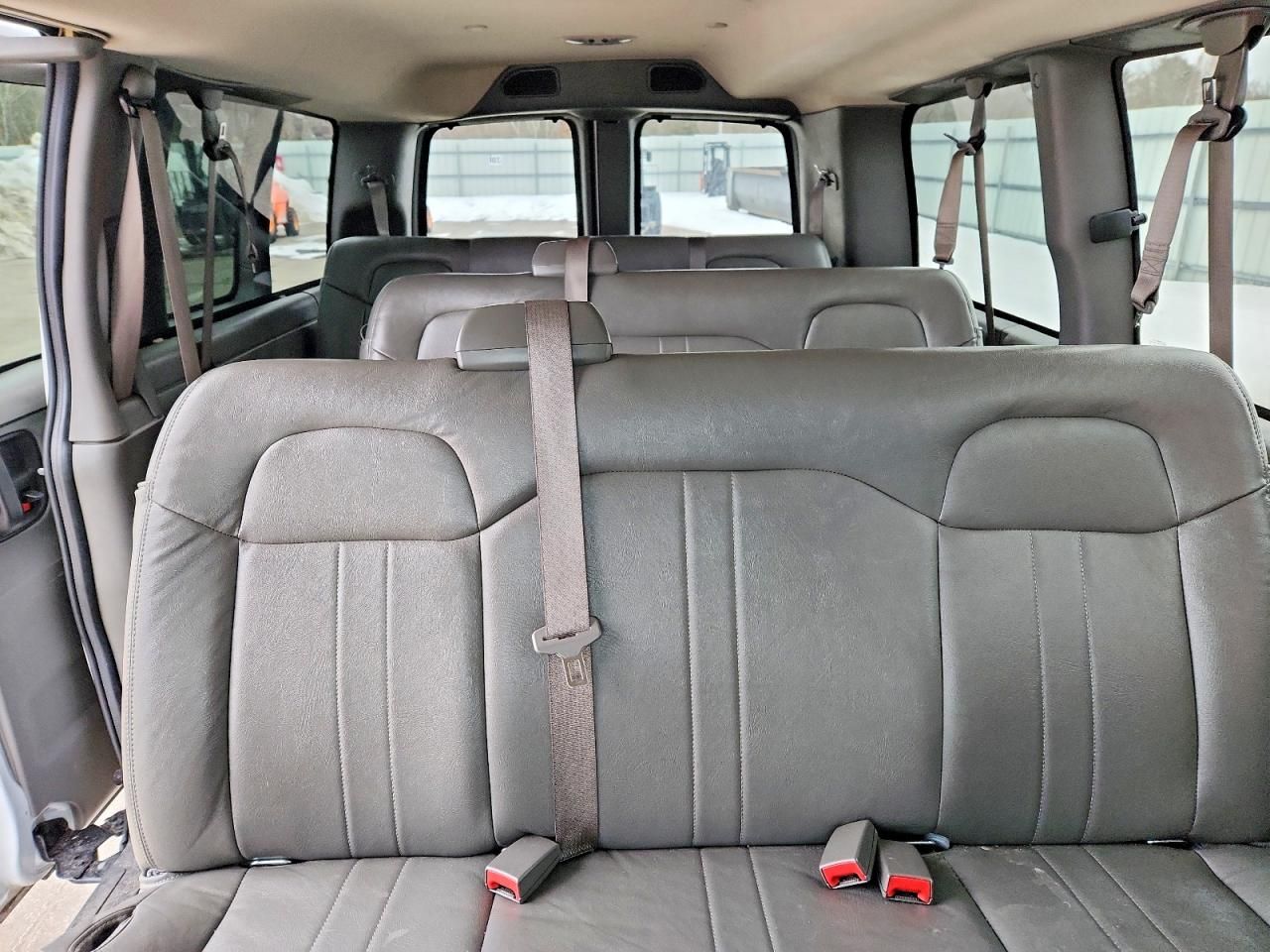 2023 Chevrolet Express G3500 LS