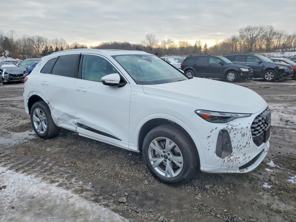 2025 Audi Q5 Premium