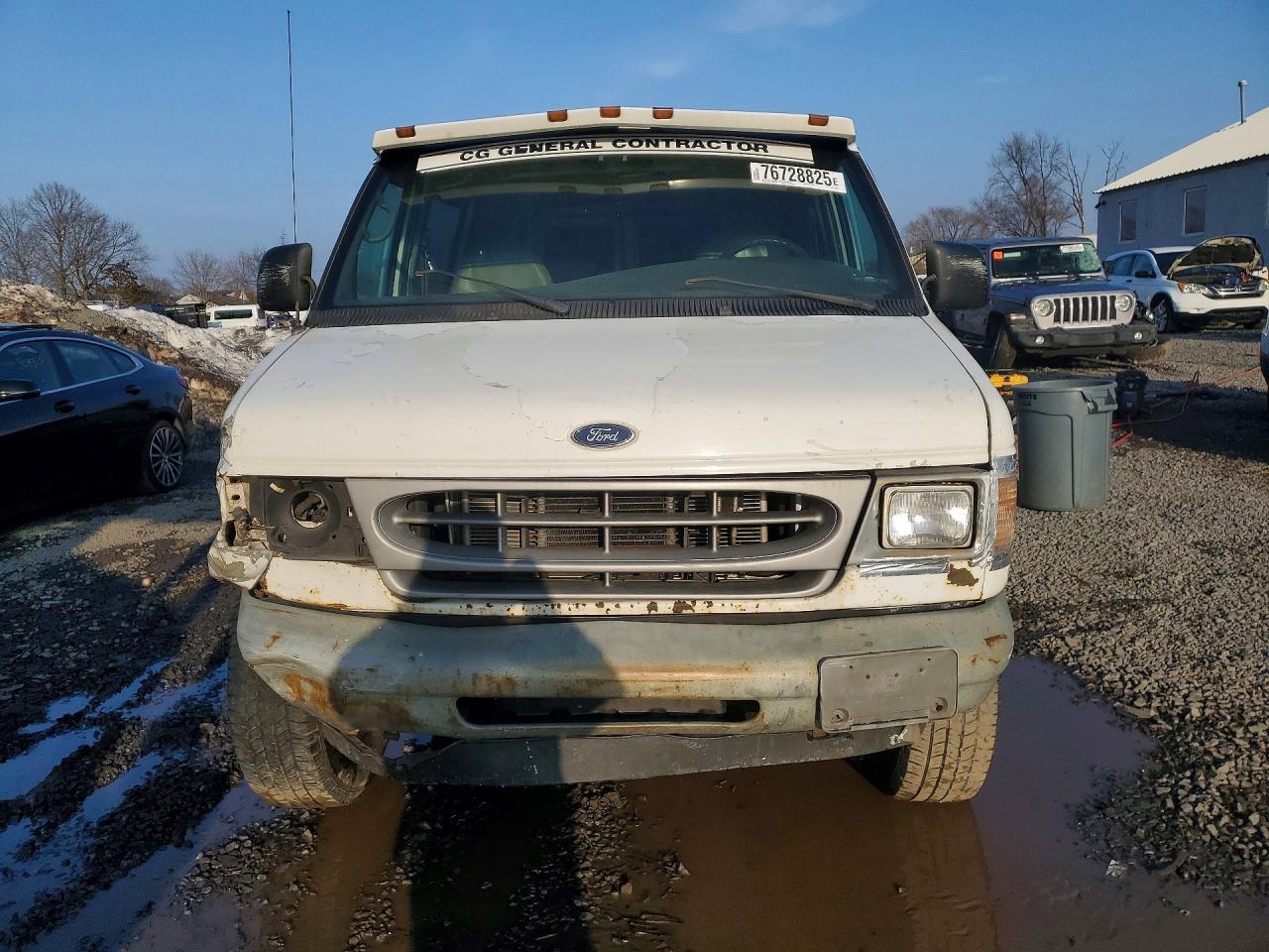 2002 Ford Econoline E250 van