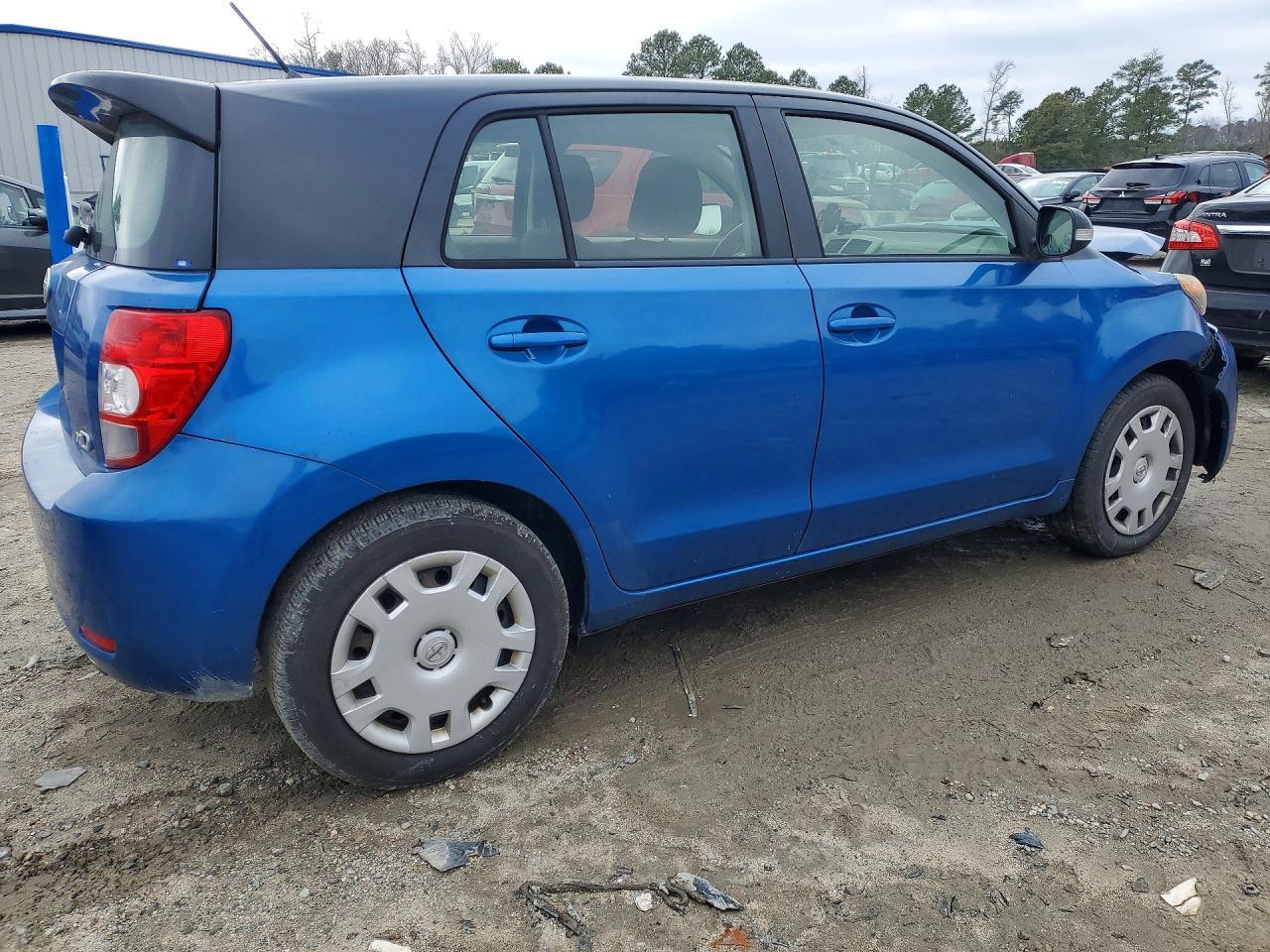 2013 Scion XD