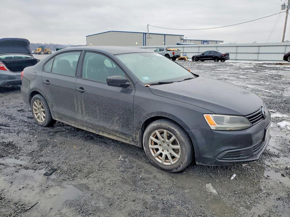 2013 Volkswagen Jetta Base