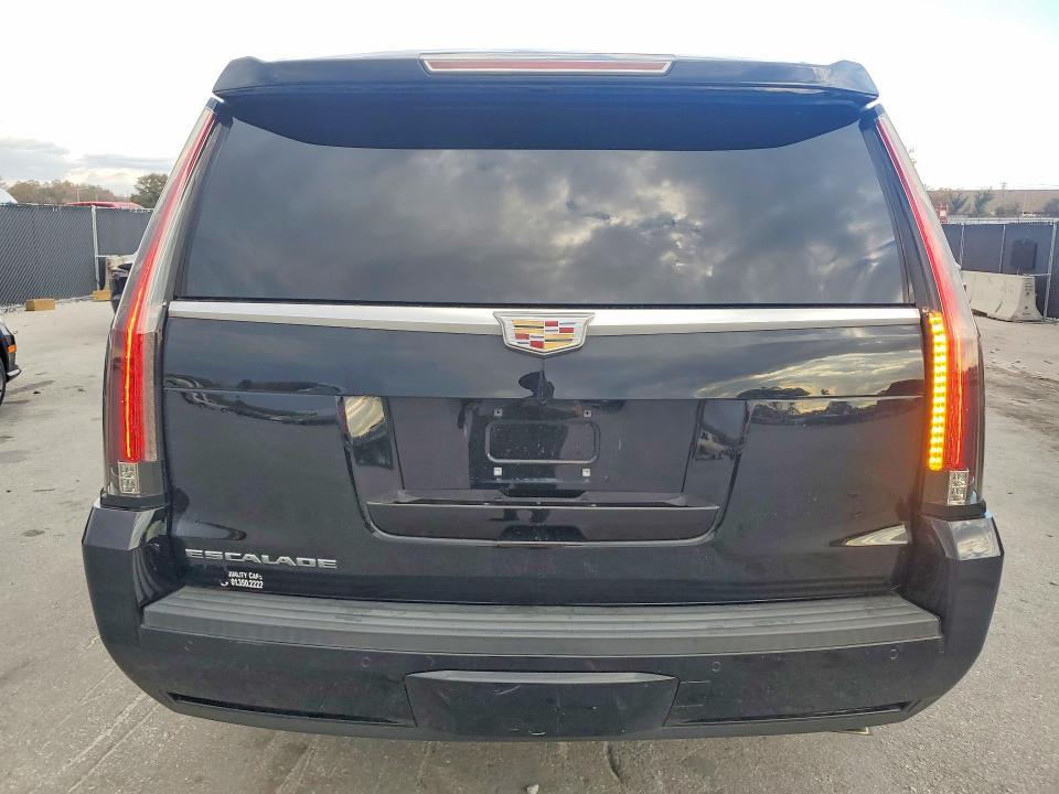2016 Cadillac Escalade esv Platinum