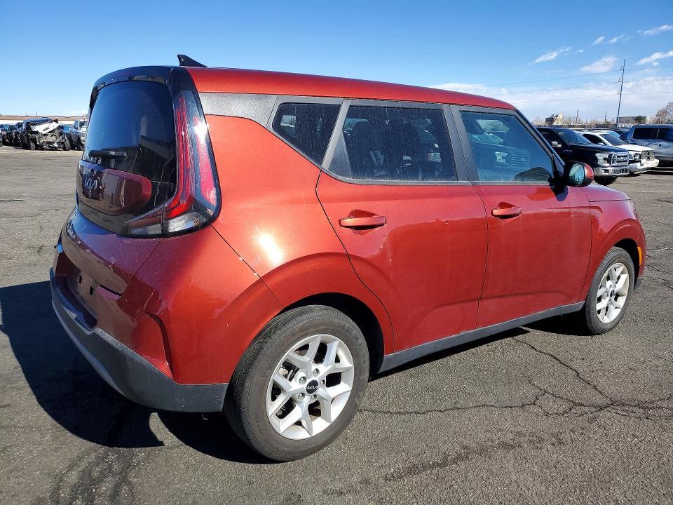 2024 KIA Soul LX, s
