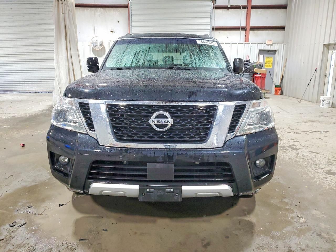2017 Nissan Armada sv