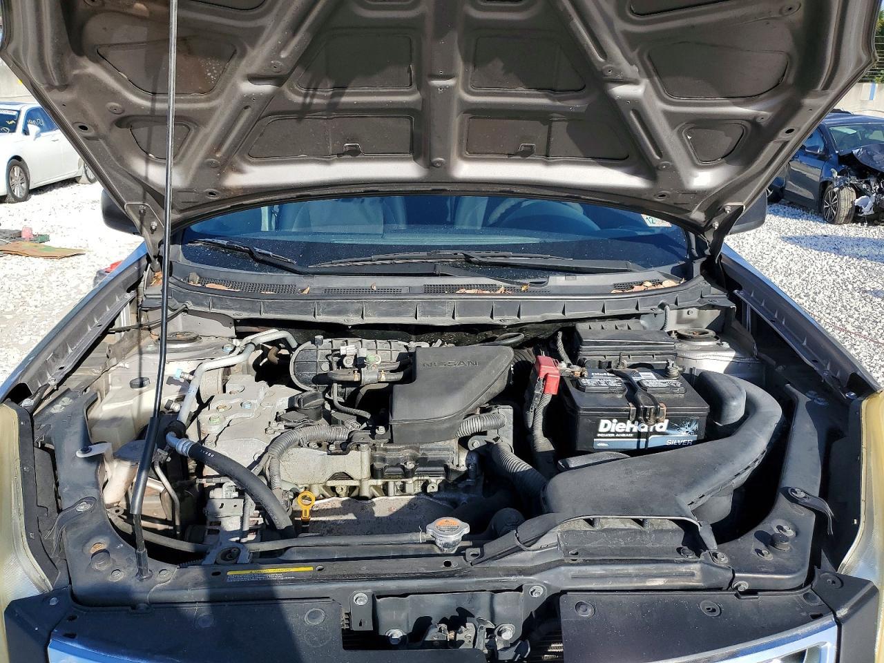 2012 Nissan Rogue s