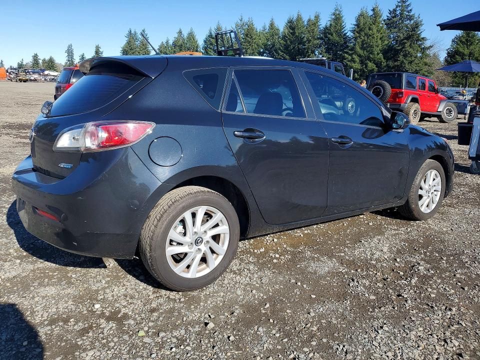 2013 Mazda 3 I