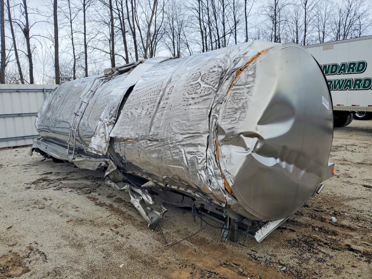 2018 Peterbilt 389 Tank Truck