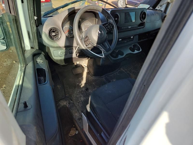 2024 Mercedes-Benz Sprinter 2500