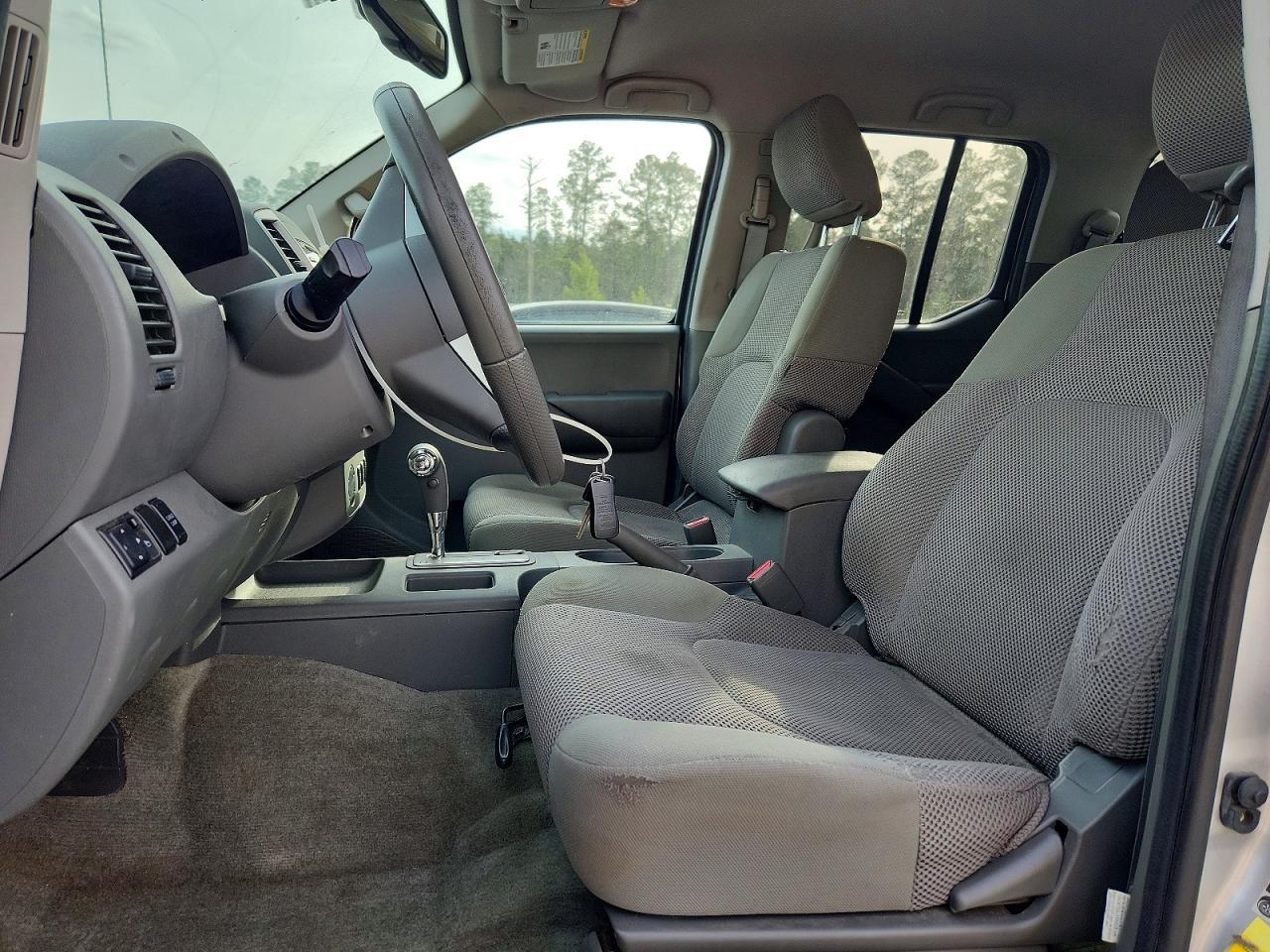 2013 Nissan Frontier S