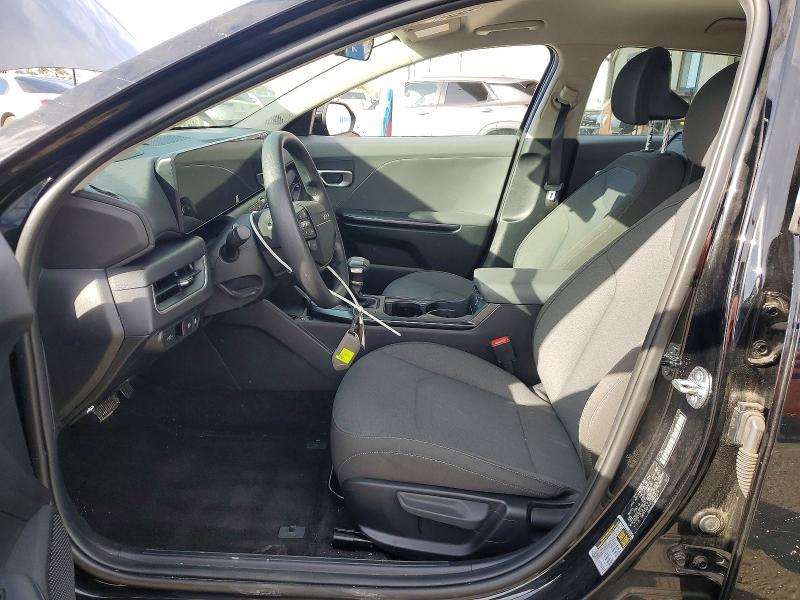 2025 KIA K4 lx