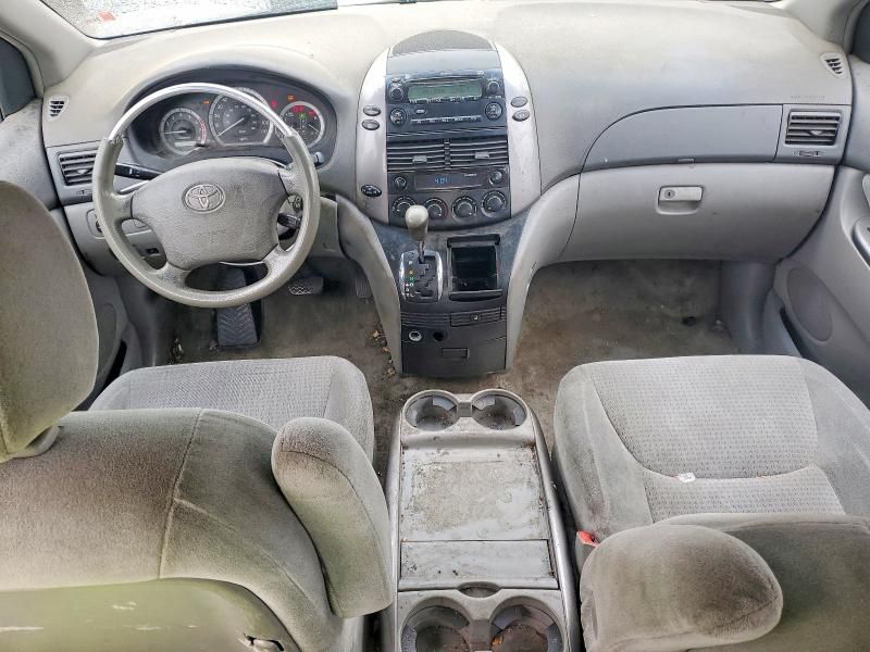 2006 Toyota Sienna ce