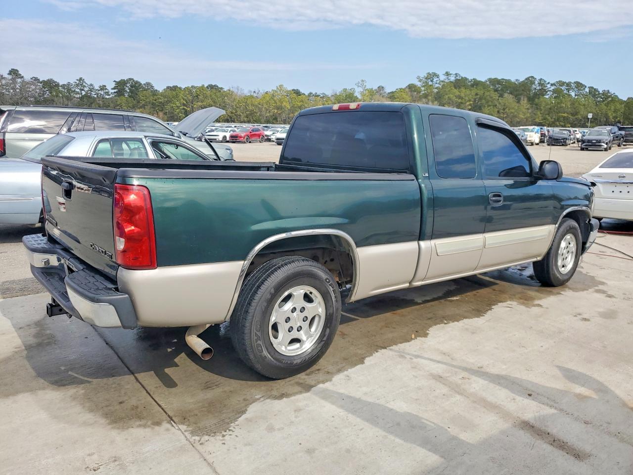 2004 Chevrolet Silverado C1500