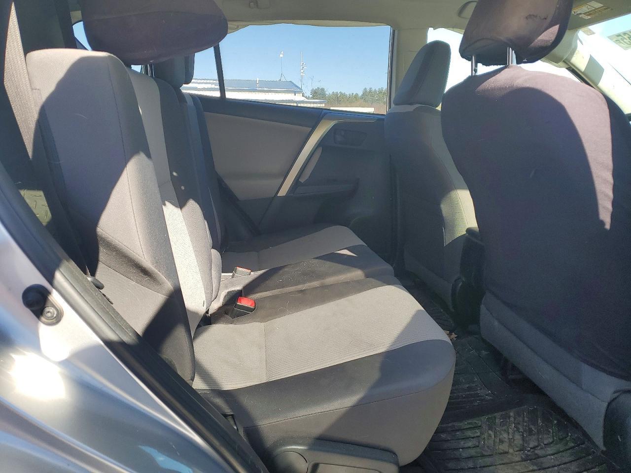 2014 Toyota Rav4 le