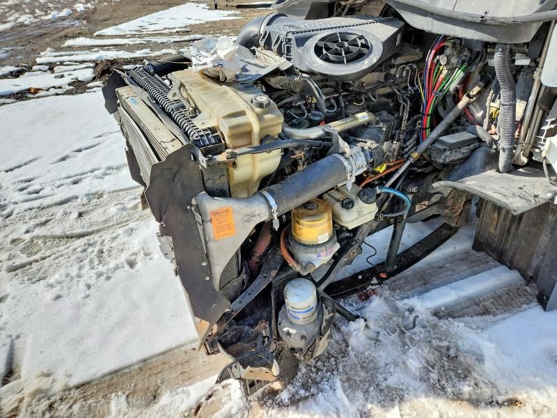 2013 Freightliner Cascadia Semi Truck