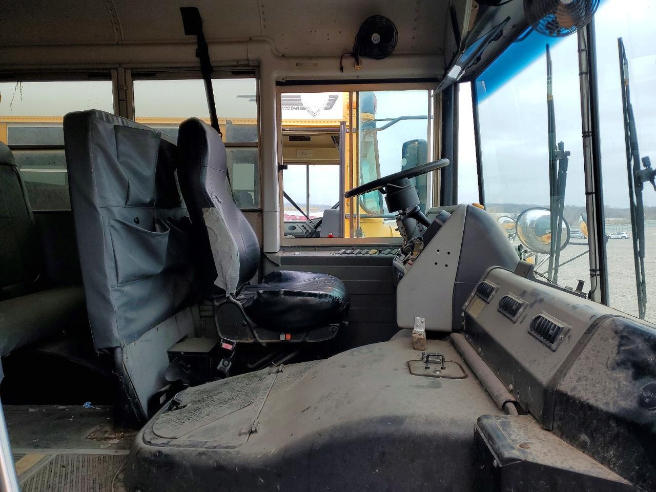 2011 Thomas School Bus-School Bus