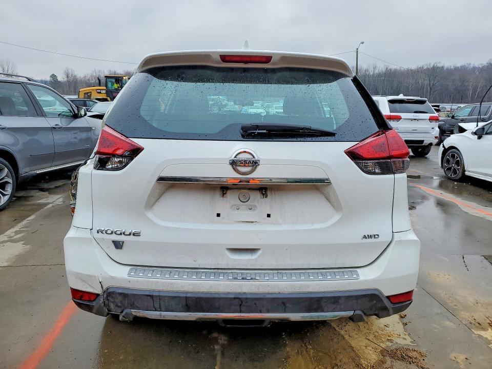 2018 Nissan Rogue s