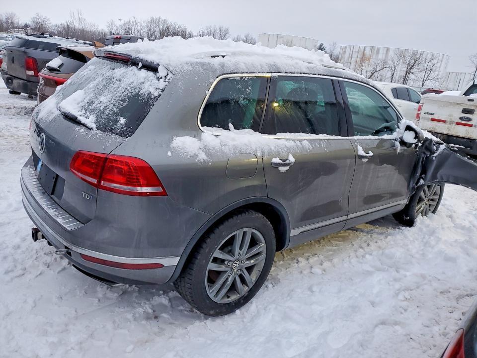 2015 Volkswagen Touareg V6 tdi
