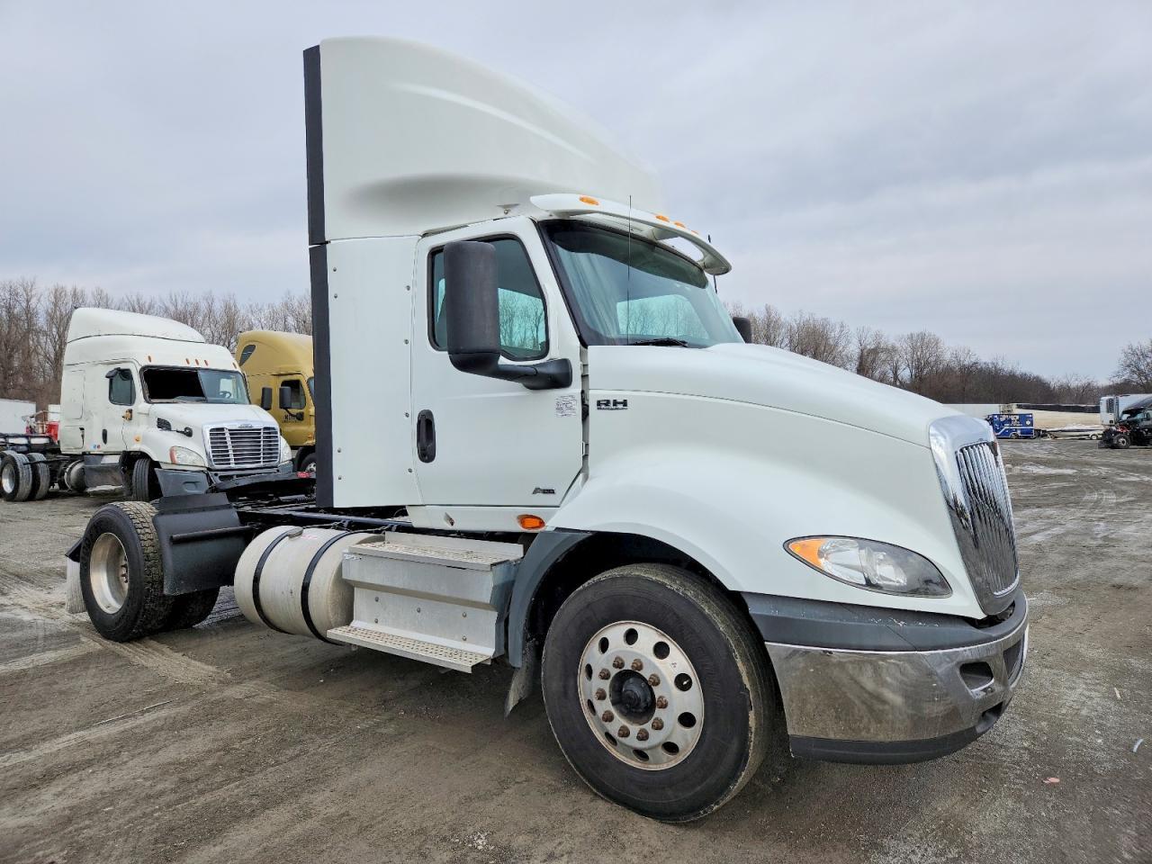 2019 International RH613 Semi Truck