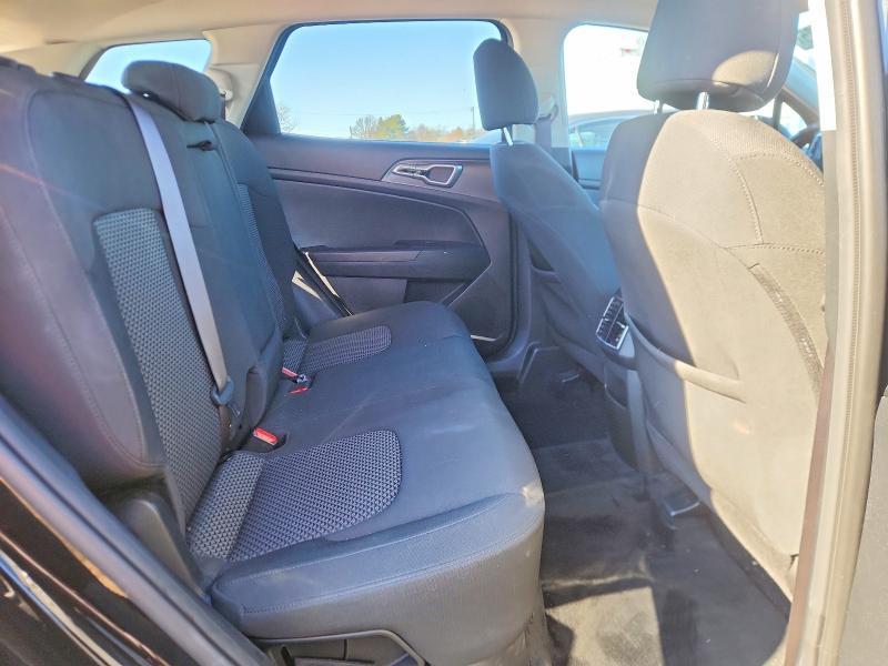 2023 KIA Sportage lx