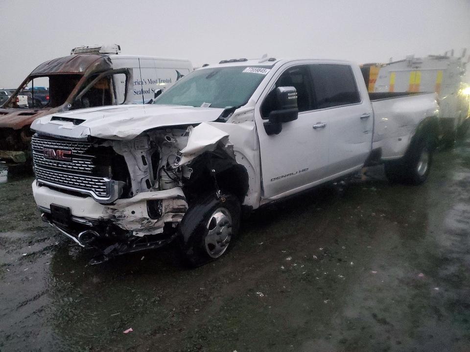 2020 GMC Sierra K3500 Denali