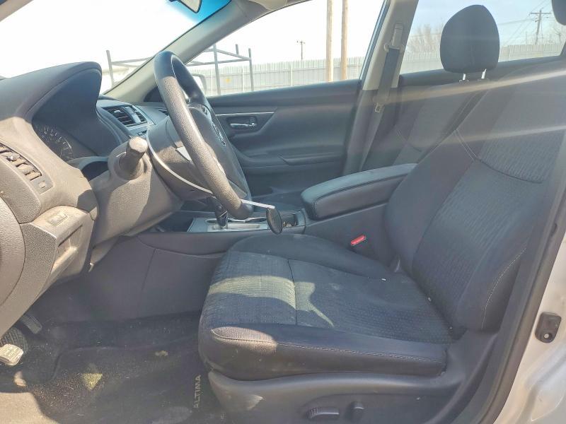 2016 Niss Altima 2.5