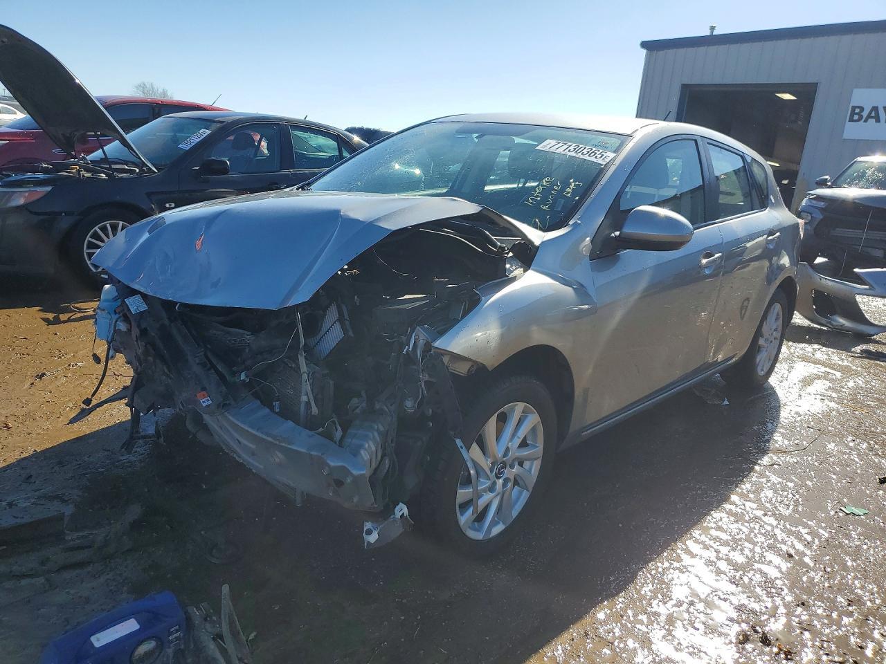 2013 Mazda 3 I