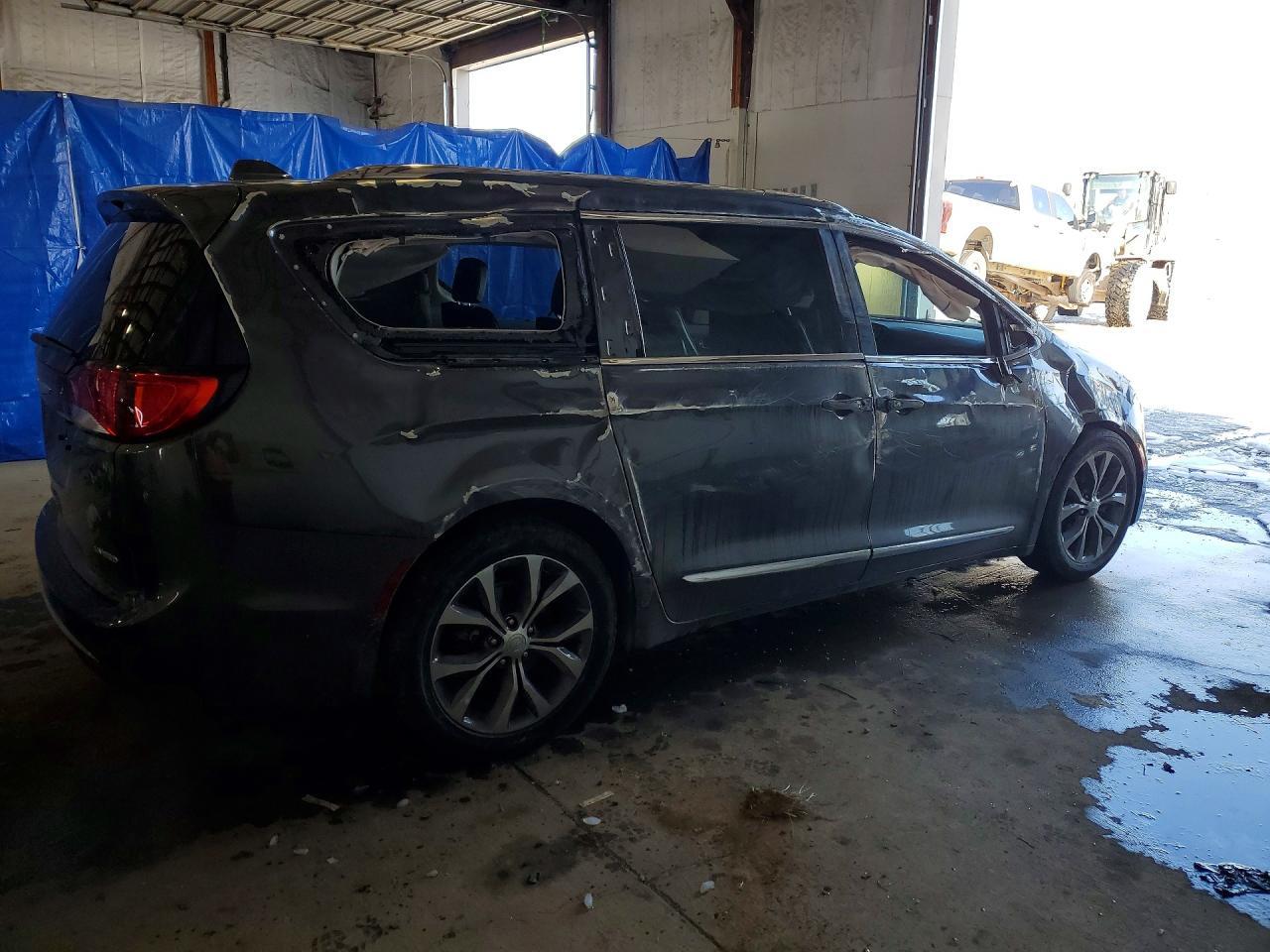 2018 Chrysler Pacifica Limited