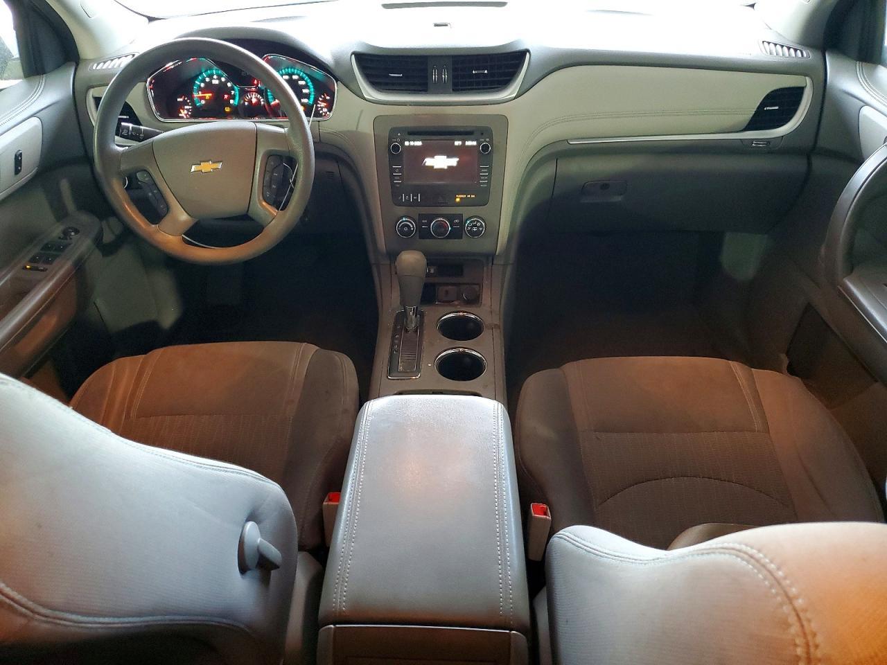 2017 Chevrolet Traverse ls