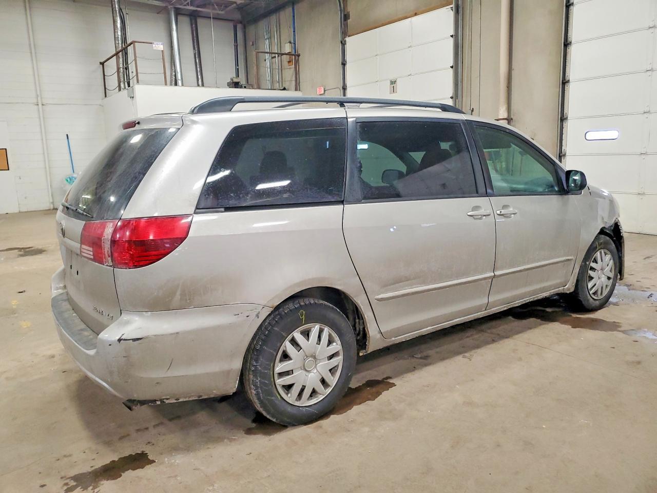 2005 Toyota Sienna ce