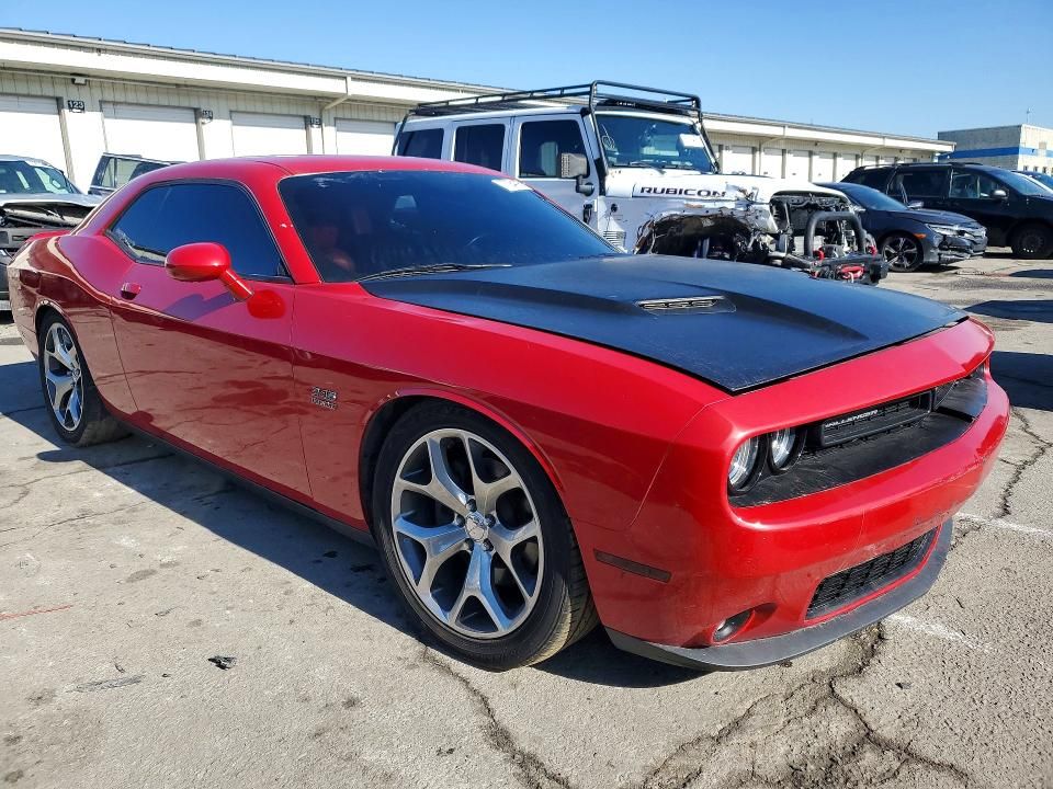 2015 Dodge Challenger sxt Plus