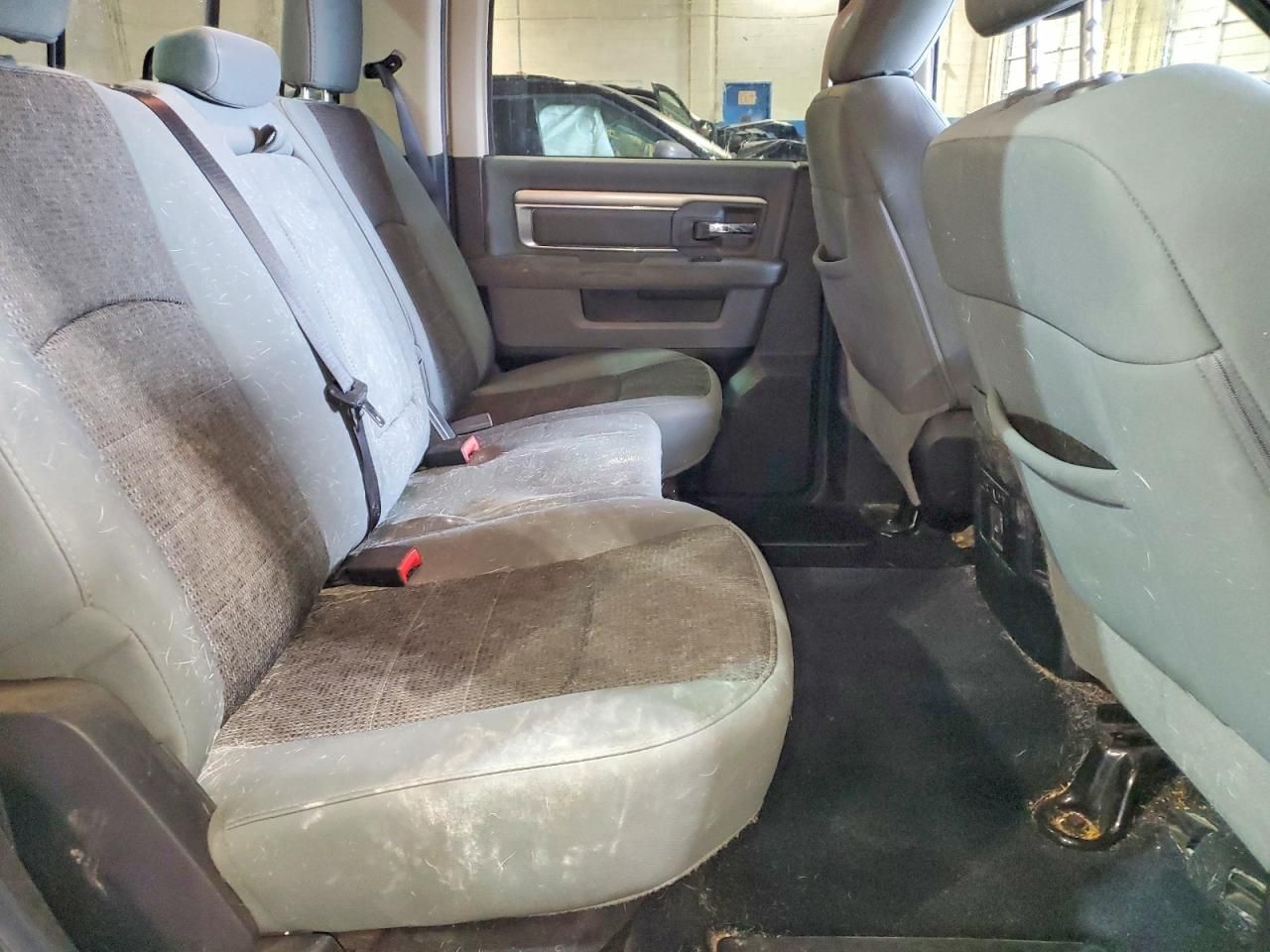 2013 Dodge Ram 1500 slt