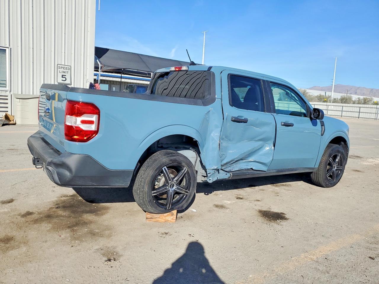 2022 Ford Maverick XL