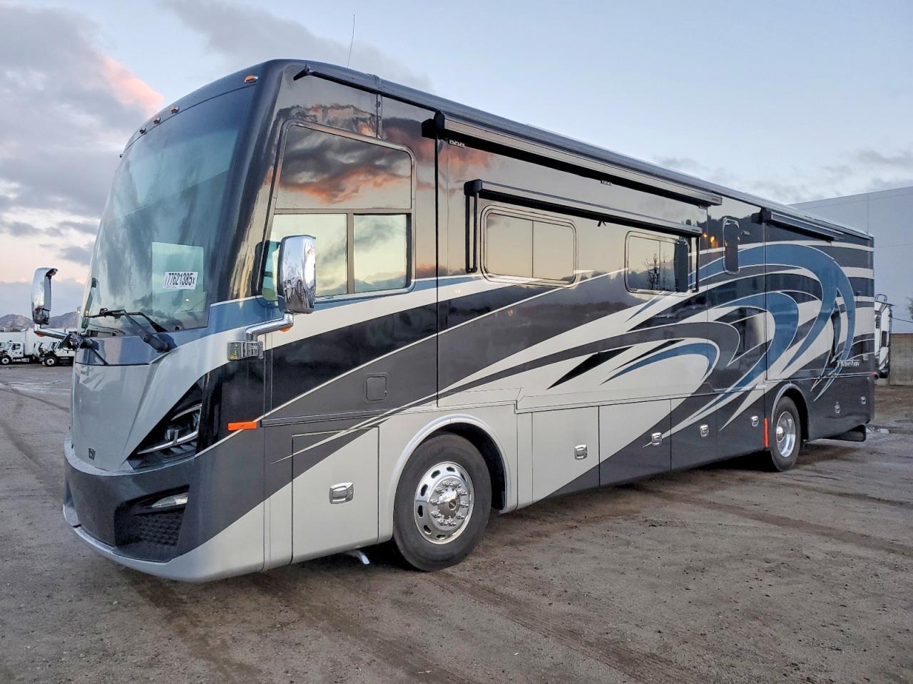 2020 Tiffin Phaeton RV