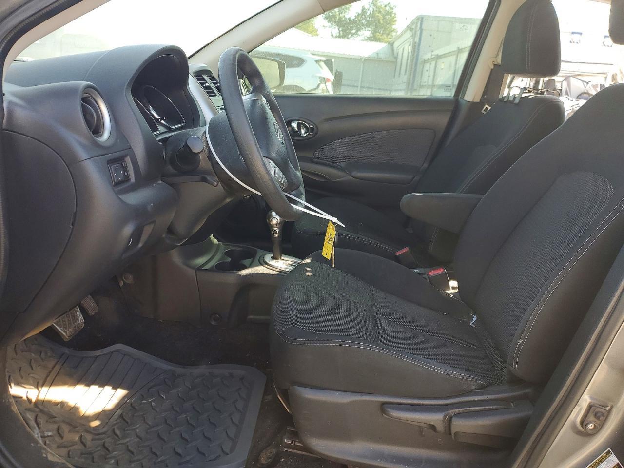 2016 Nissan Versa s
