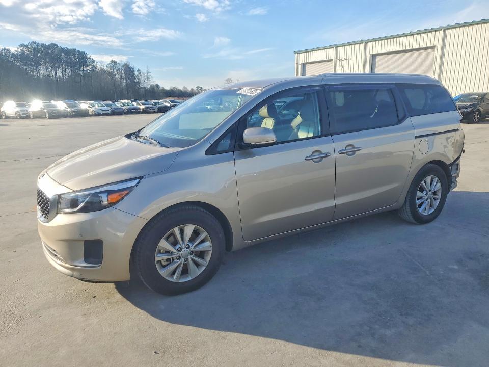 2017 KIA Sedona lx