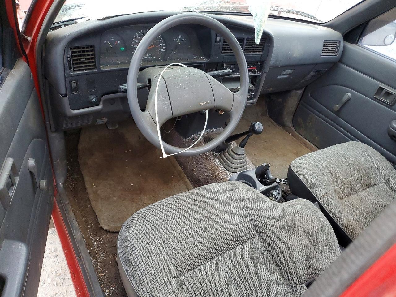 1989 Toyota Pickup Deluxe V6
