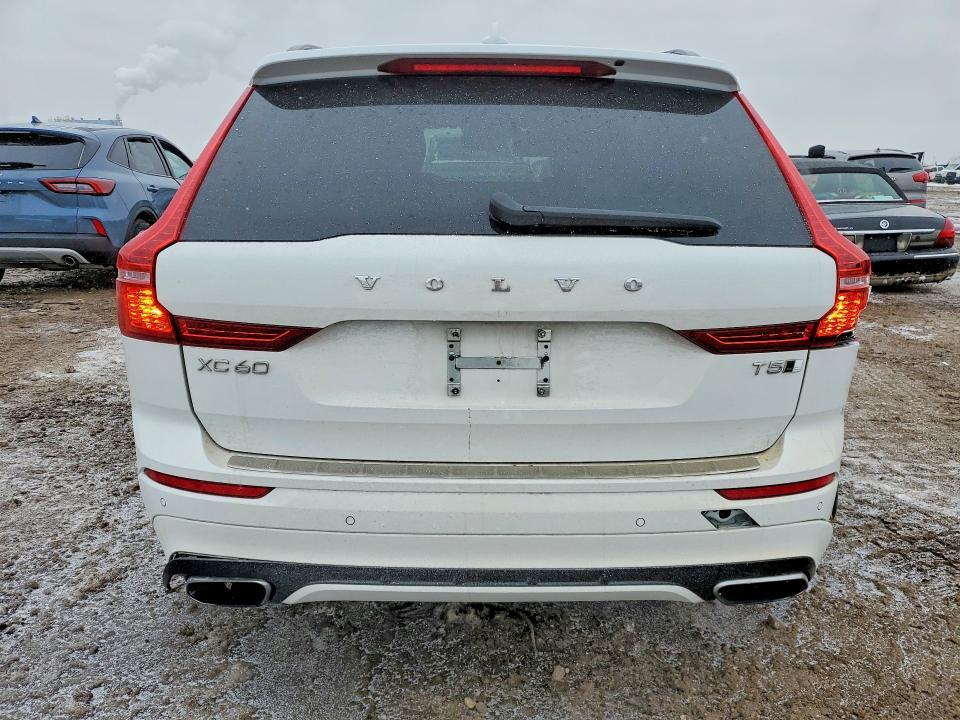 2021 Volvo Xc60 T5 R-design