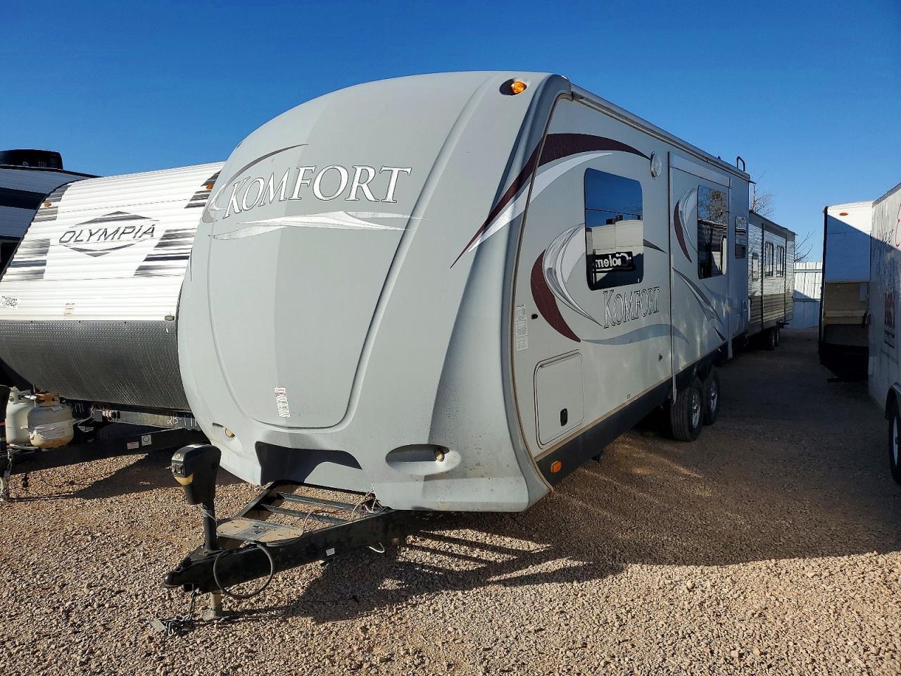 2013 Komfort Recreational Vehicle (RV)