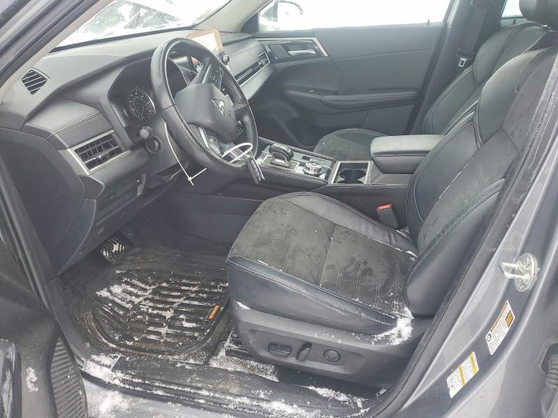 2023 Mitsubishi Outlander se