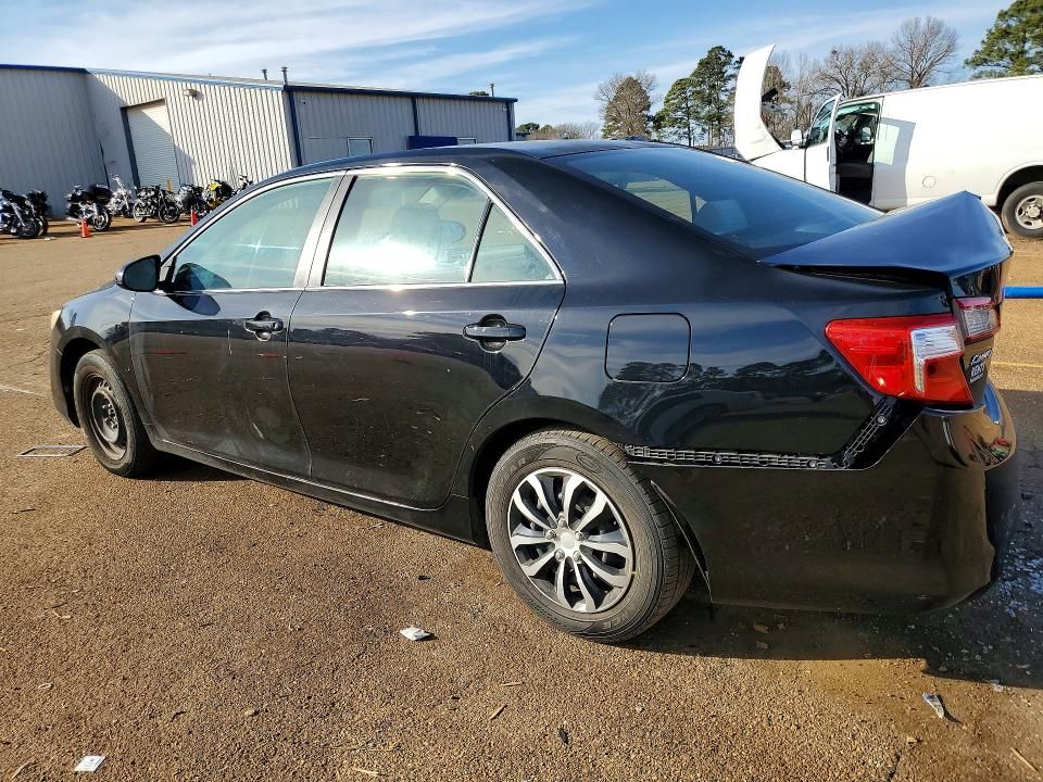 2013 Toyota Camry l