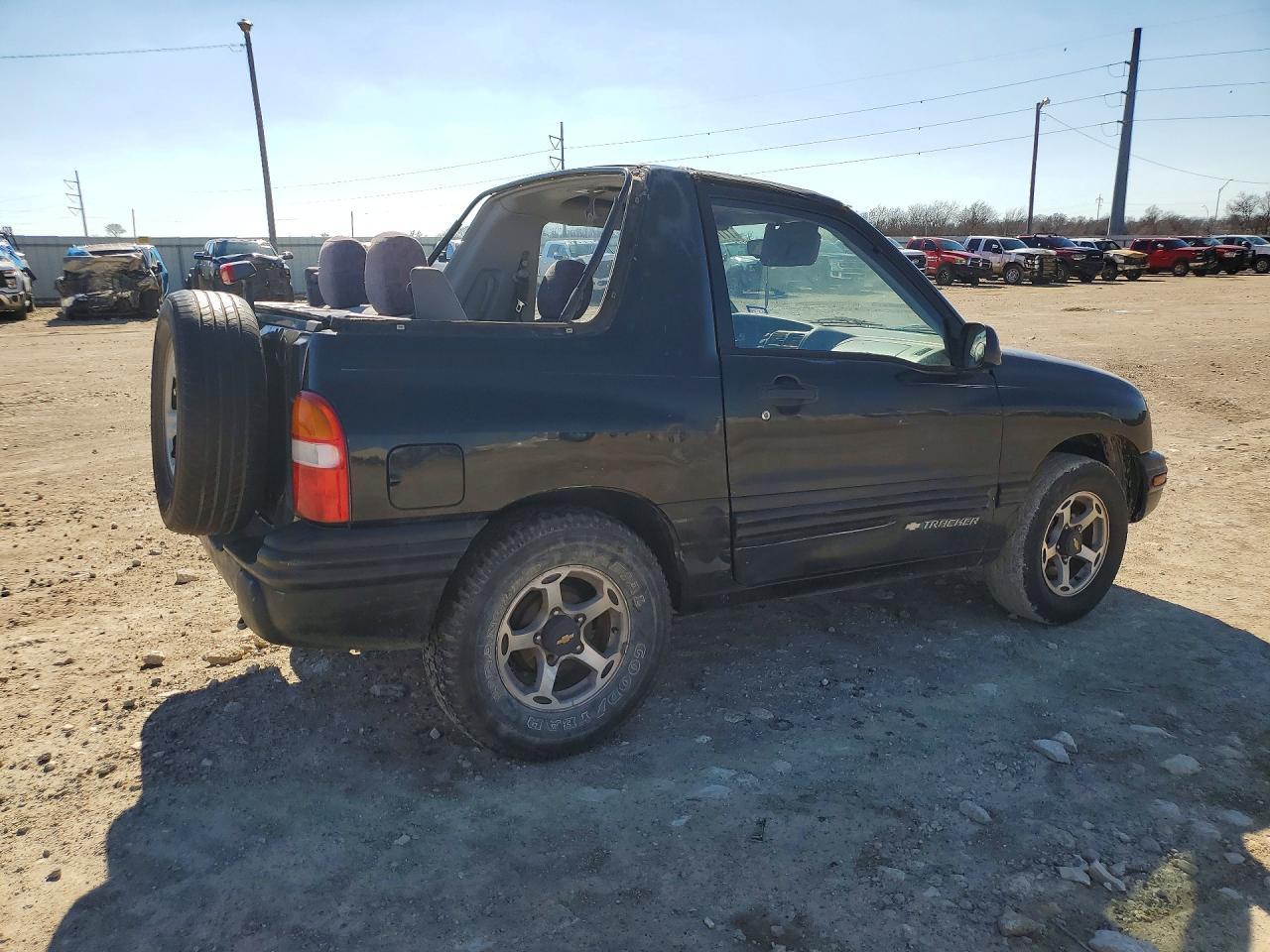 2000 Chevrolet Tracker