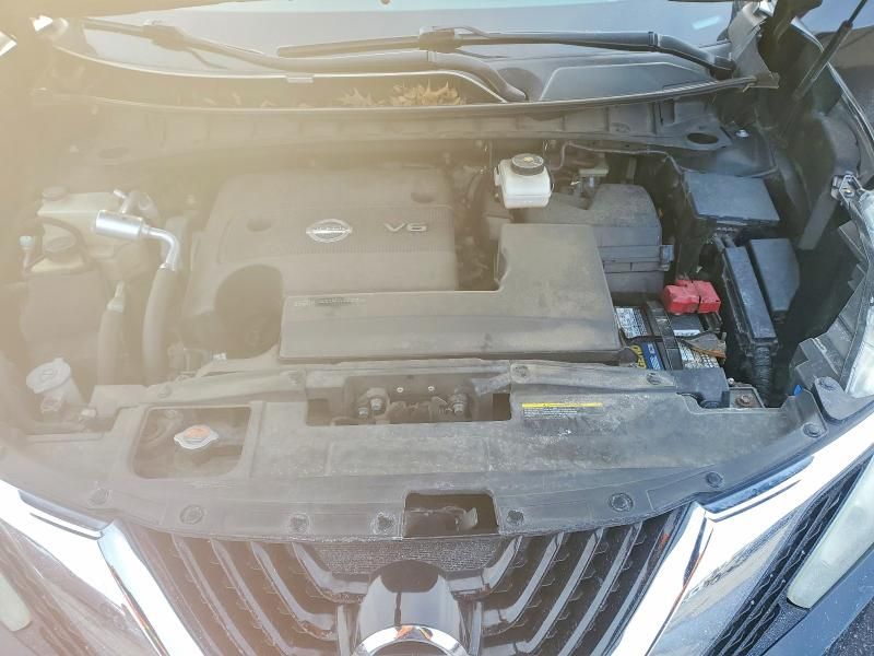 2016 Nissan Murano s