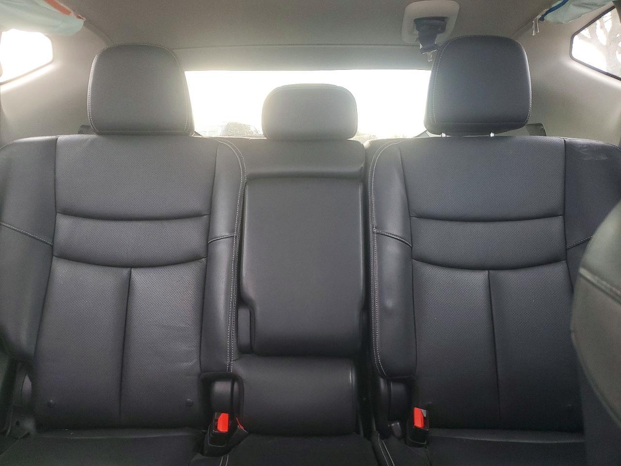 2016 Nissan Murano s