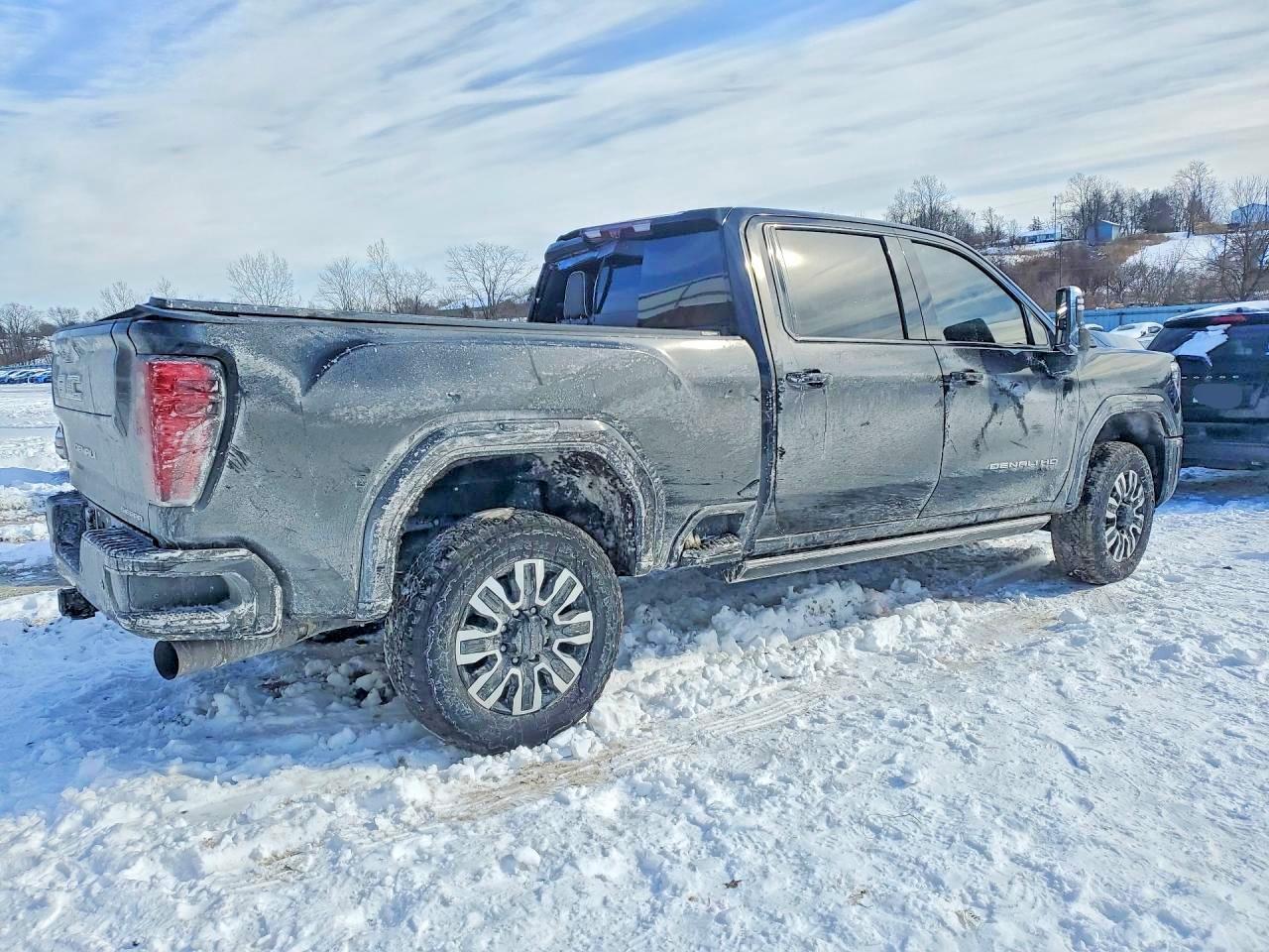 2025 GMC Sierra K2500 Denali Ultimate
