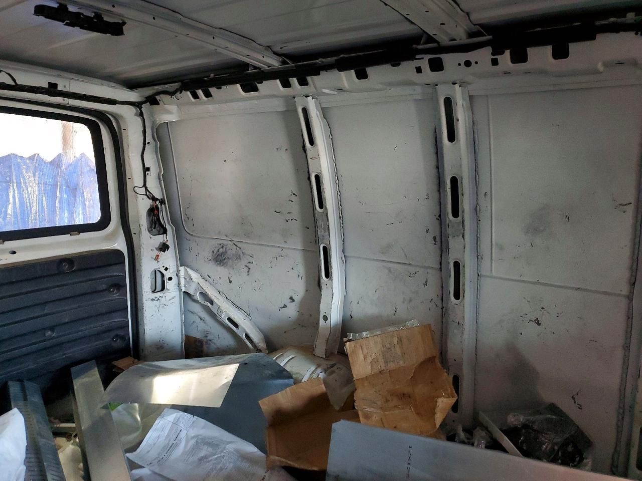 2017 Chevrolet Express 2500 Cargo Delivery van